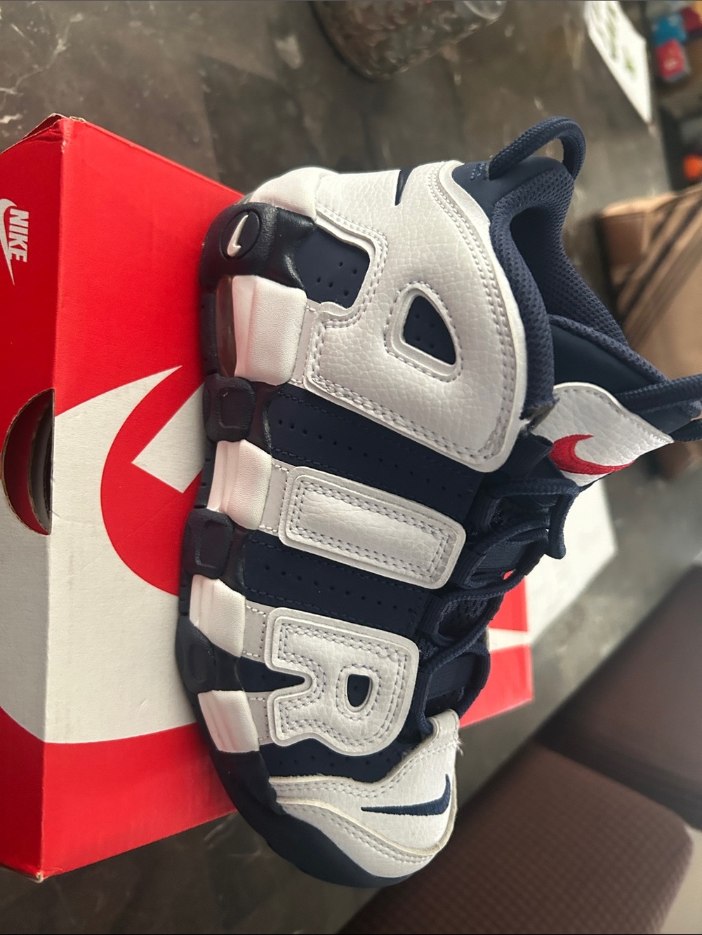 Nike Kids Navy, White and Red Bubble-Logo Sneakers